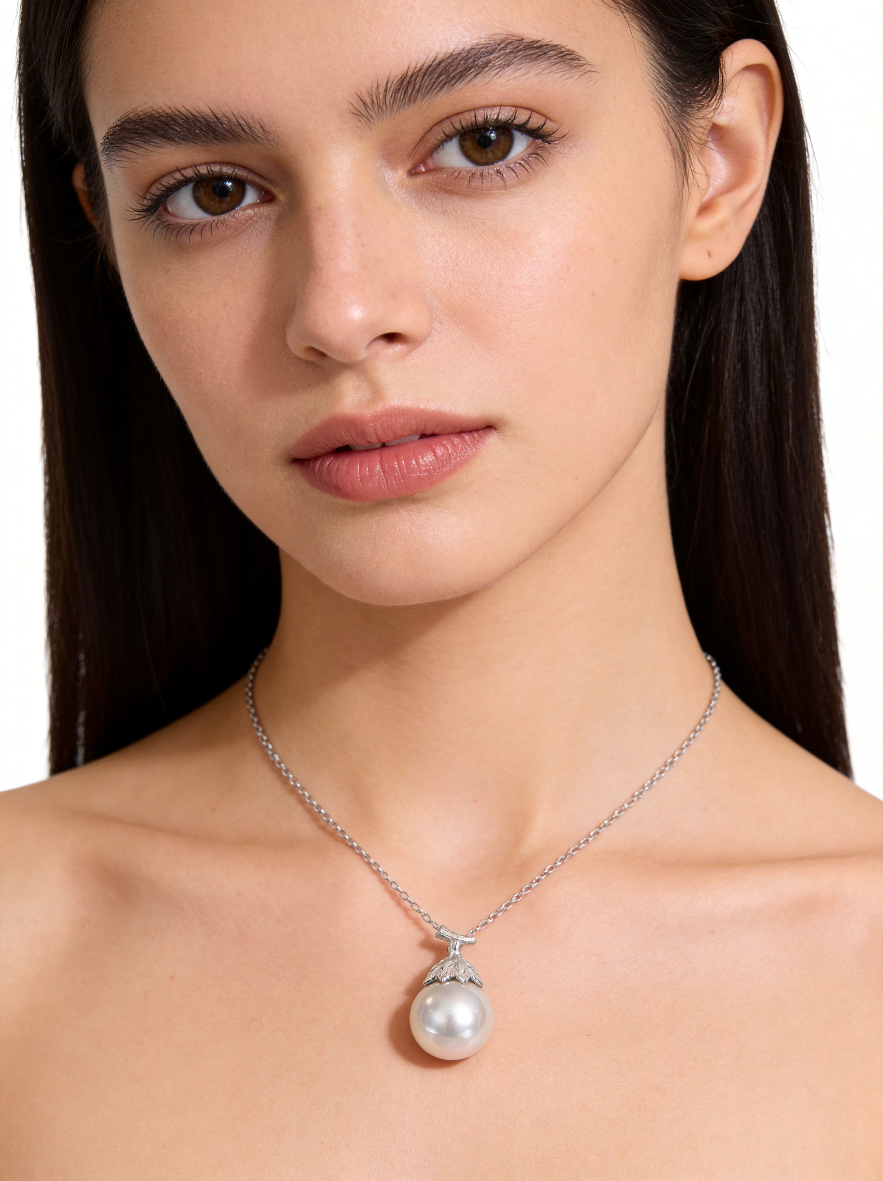 Embossed Pinecone Baroque Pearl Necklace