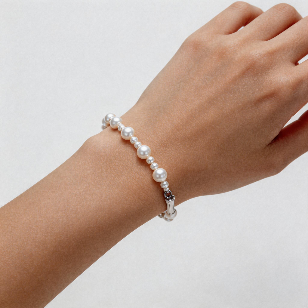 French-Inspired Elegant Gradient Pearl Bracelet