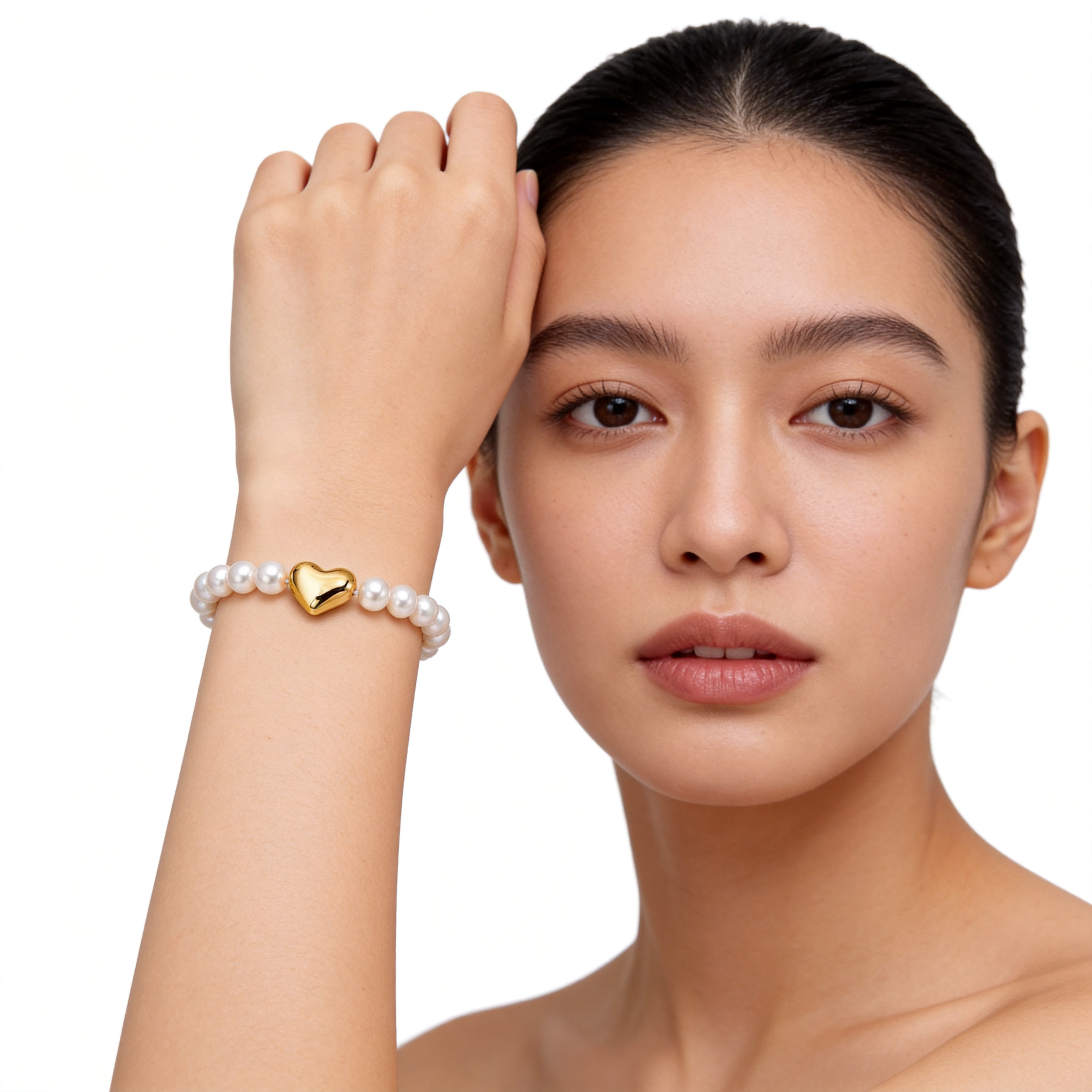 Freshwater Pearl Bracelet with Delicate Gold Accents
